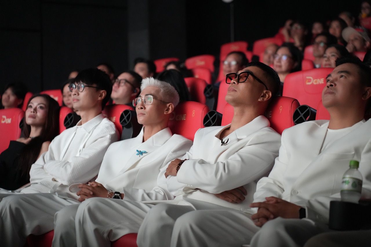 Nhom nhac MTV. Anh: Nghe si cung cap. 