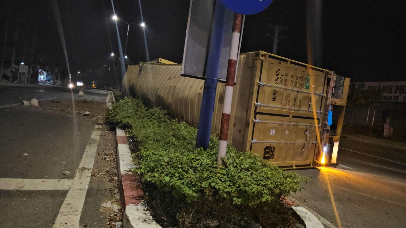 Hien truong vu tai nan. Anh: Dinh Trong