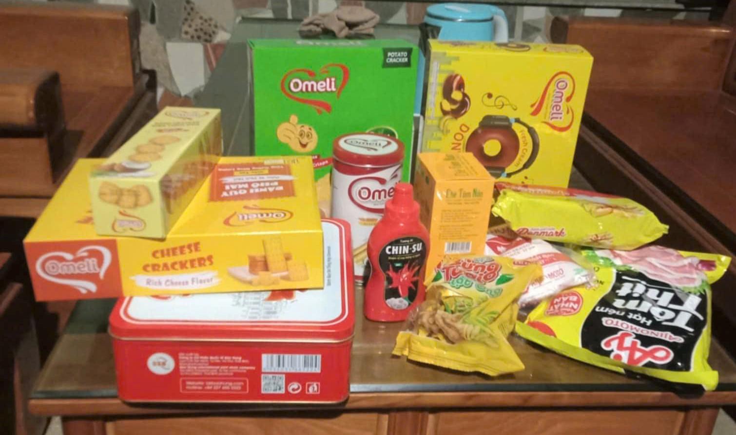 Qua tu Chuong trinh “Cho Tet Cong doan” nam 2026 den voi nguoi lao dong Nghe An. Anh: Ngoc Anh