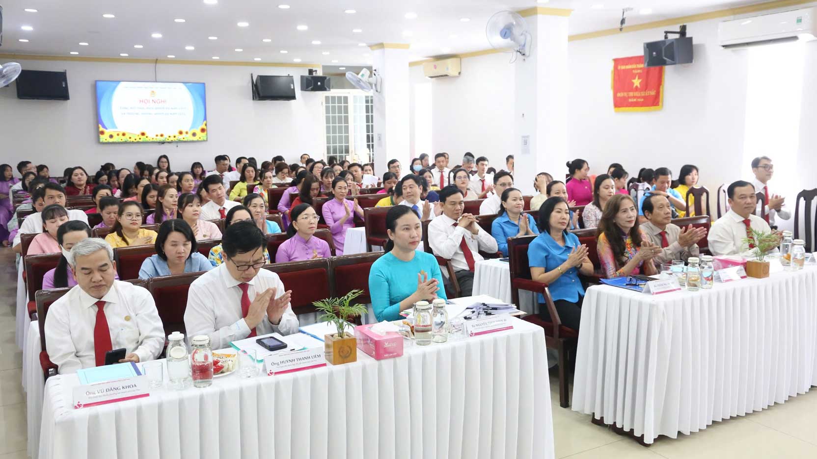 Quang canh hoi nghi. Anh: CDCS Benh vien Phu san TP Can Tho