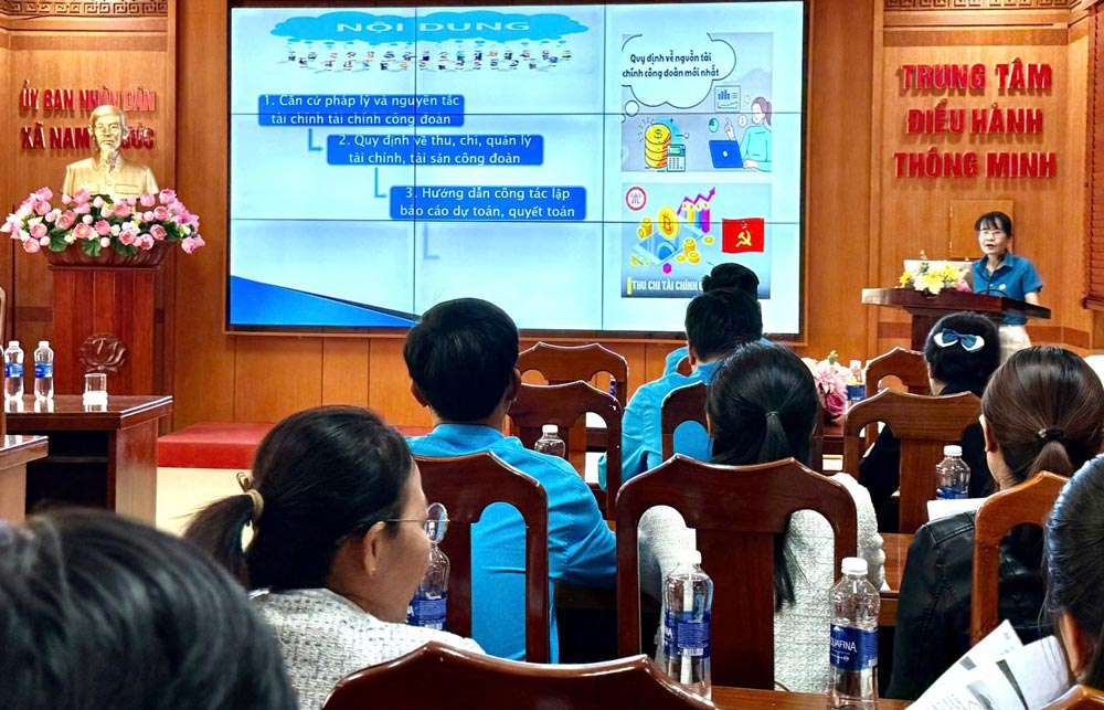 Nam Phuoc Commune Trade Union, Da Nang city organizes trade union financial work training for officials of 22 grassroots trade unions. Photo: Nam Phuoc Trade Union.