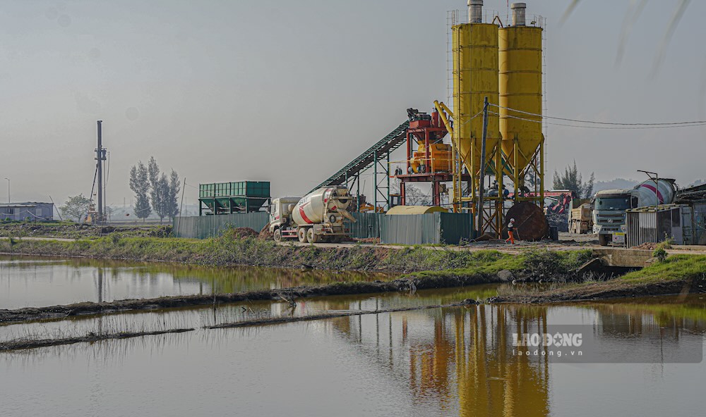 Nhieu doan tuyen van chi la nen dat trong, chua duoc dap nen duong, chua co dau hieu trien khai dong loat theo tien do ky vong.