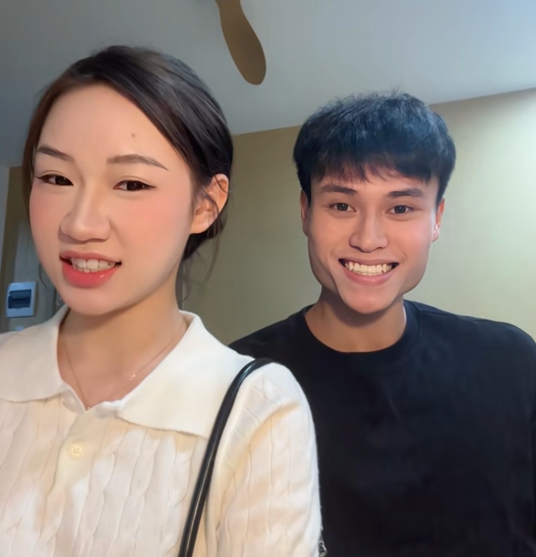 Minh Phuc cung thuong xuyen quay TikTok cung ban gai. Anh: Cat tu video