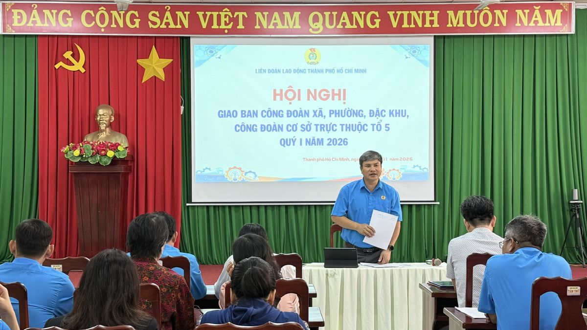 Task Force No. 5 of the Ho Chi Minh City Labor Federation will coordinate with units to organize 2 Tet reunion programs for workers. Photo: Thanh An