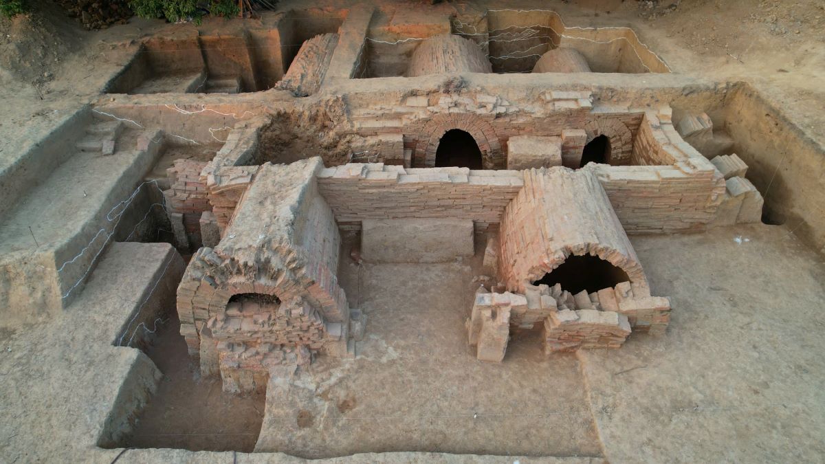 꽝닌성 방잔동에 있는 거의 2,000년 된 고대 무덤. 사진: 꽝닌 박물관