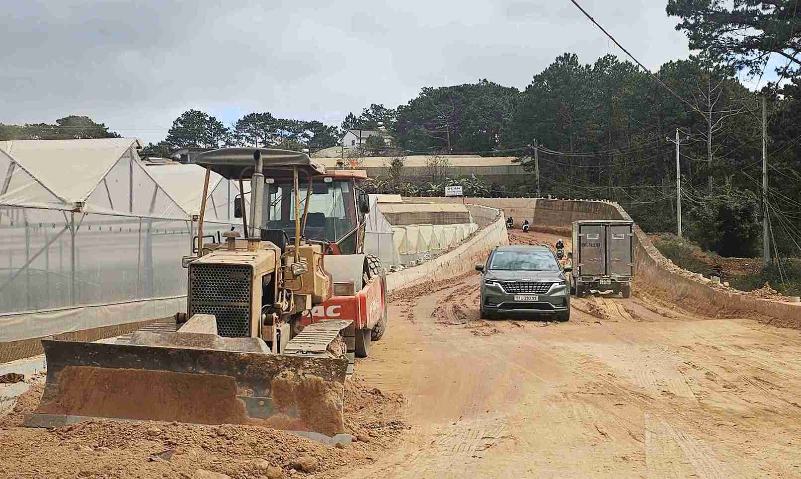 Chu dau tu cho biet, se phan dau hoan thanh tuyen duong trong quy I/2026. Anh: Phuc Khanh 