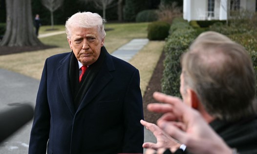 Ông Trump vướng nghi vấn thu phà thà nh viên hội đồng hòa bình 1 tỉ USD