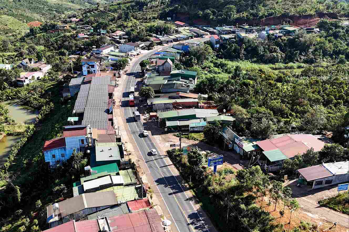 UBND xã Trường Xuân (Lâm Đồng) vừa phát cảnh báo tới người dân về tình trạng môi giới, "cò" thủ tục đất đai để trục lợi. Ảnh: Thần Hy 