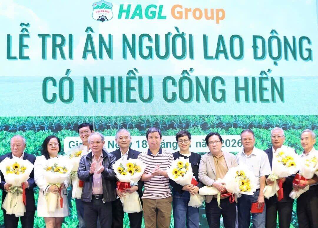 Hoang Anh Gia Lai Group shows gratitude to officials and employees. Photo: HAGL