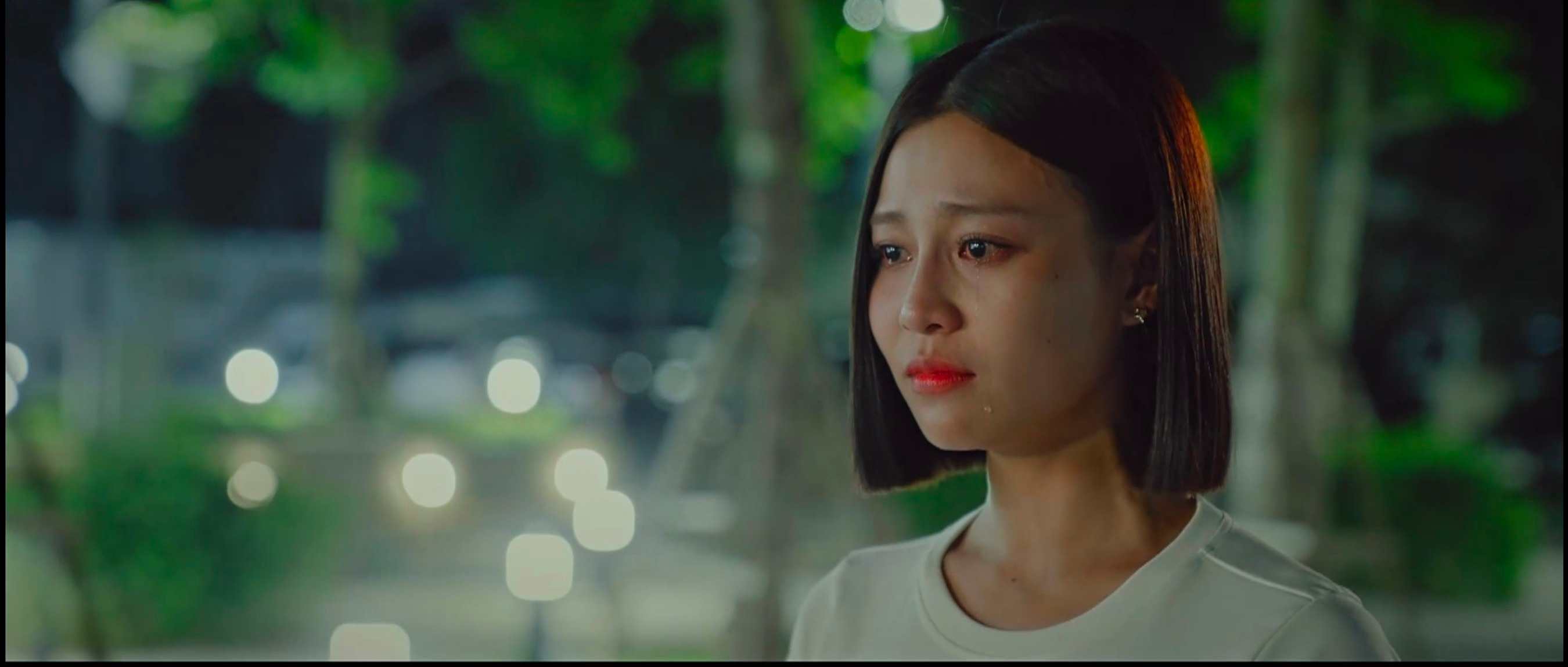 From the film's story, many viewers share a more cautious view when in love. Photo: Screenshot