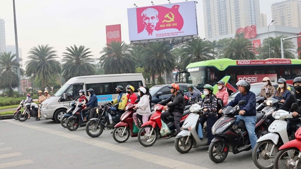 Giao thong Ha Noi on dinh, an ninh bao dam phuc vu Dai hoi XIV. Anh: Hoang Ha