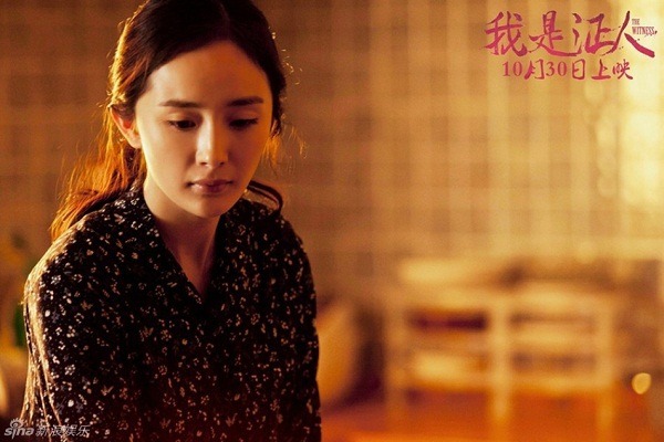 Duong Mich trong phim “Toi la nhan chung“. Anh Nha san xuat  