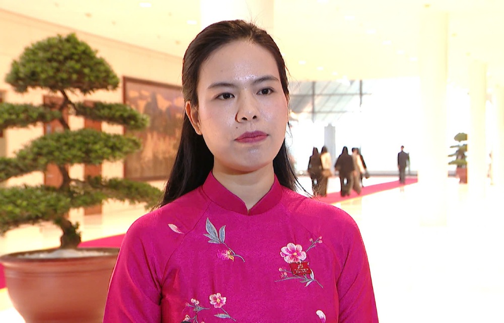 Dai bieu Nguyen Ny Huong - Pho Chu tich Uy ban Mat tran To quoc tinh Ha Tinh. Anh: Pham Dong