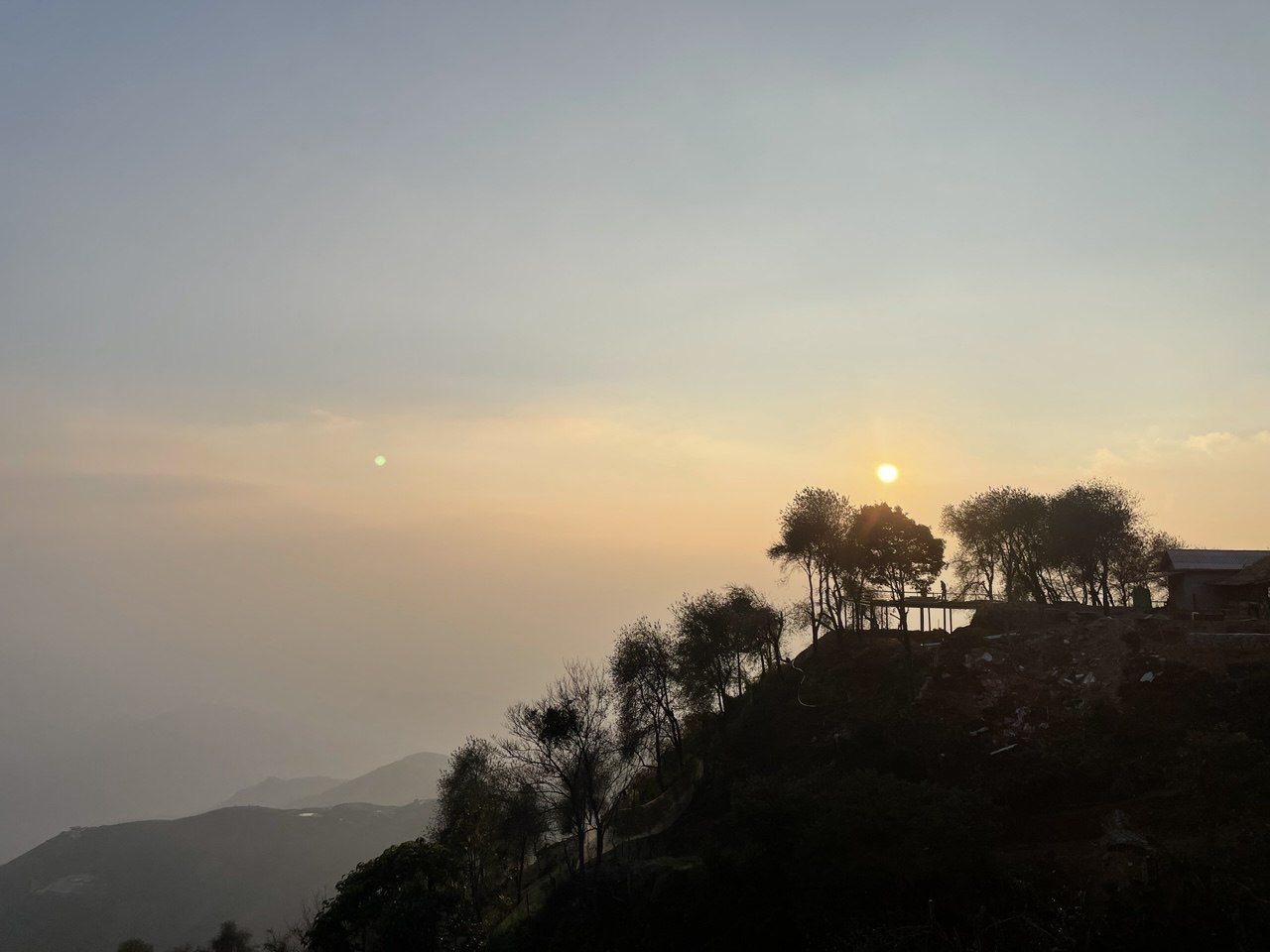 Hoàng hôn ở Đỉnh Gió.