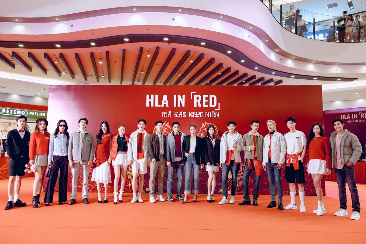 The HLA Vietnam brand demonstrates the orientation of putting the wearer's experience at the center. Photo: Organizing Committee.