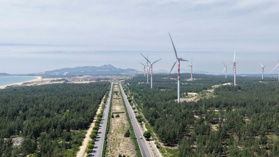 잘라이는 기업 투자 및 환경 보호에 최대한 동행하고 지원할 것을 약속합니다. 사진: 탄 뚜언