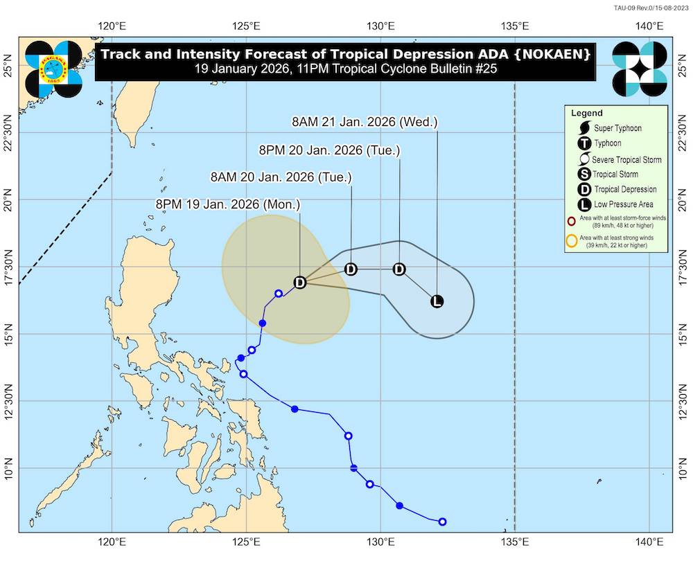 Du bao duong di cua ap thap nhiet doi suy yeu tu bao Nokaen gan Bien Dong. Anh: PAGASA