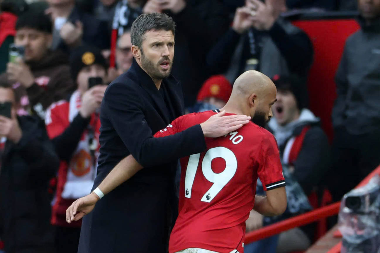 Michael Carrick da co khoi dau rat an tuong voi Man United. Anh: AFP
