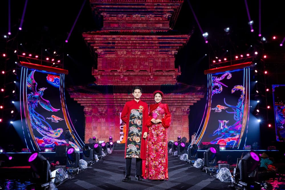 Bo suu tap “Bong Benh” duoc nha thiet ke Cao Minh Tien 