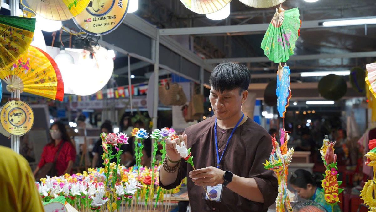 Tuan le Van hoa Quoc te don nam 2026 keo dai den ngay 4.1. Anh: Thai Bao