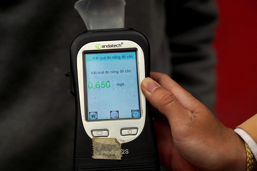 새해맞이 술자리 후 주관적, 일련의 운전자가 고혈중 알코올 농도 위반