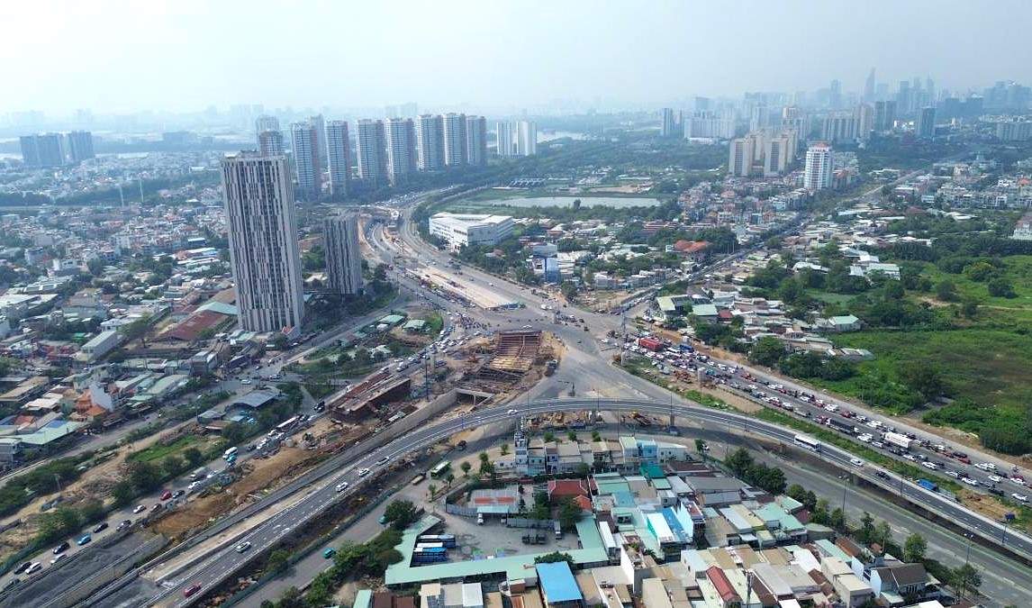 호치민시 동쪽 관문에 있는 안푸 교차로 프로젝트. 사진: 안뚜