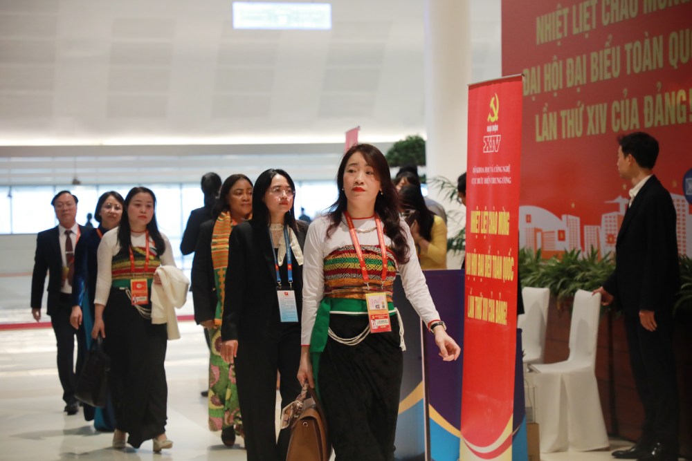 Dai bieu den du phien khai mac Dai hoi XIV cua Dang. Anh: Tran Vuong