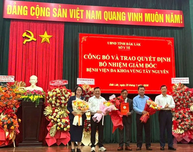 Bệnh viện Đa khoa vùng Tây Nguyên bổ nhiệm tân giám đốc