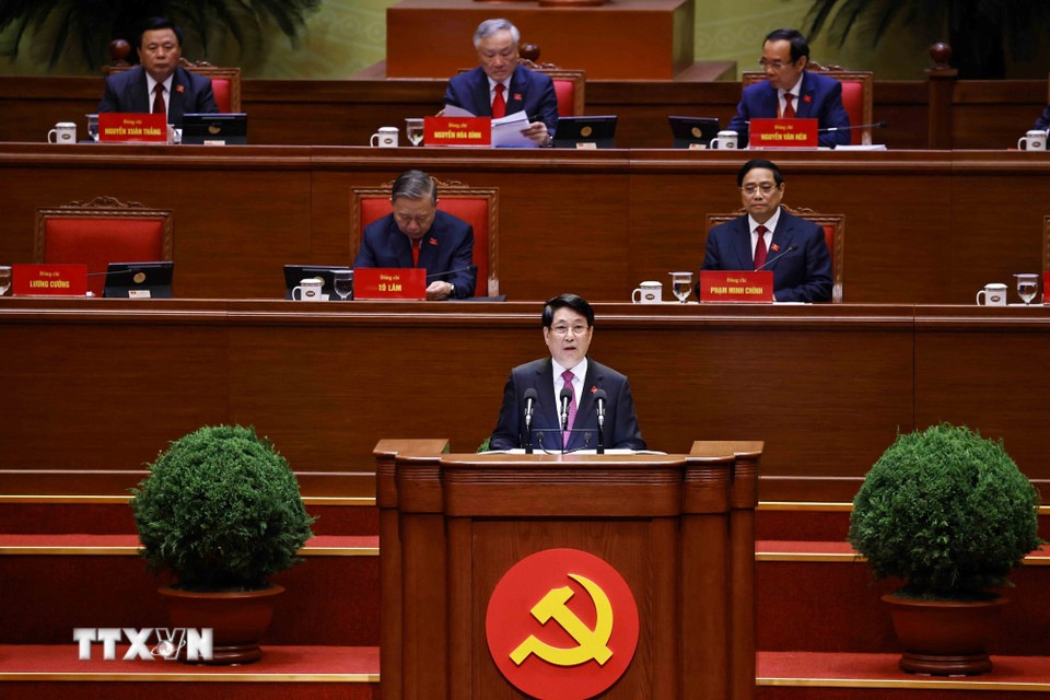 Politburo member, President Luong Cuong delivers the opening speech of the 14th Party Congress. Photo: VNA