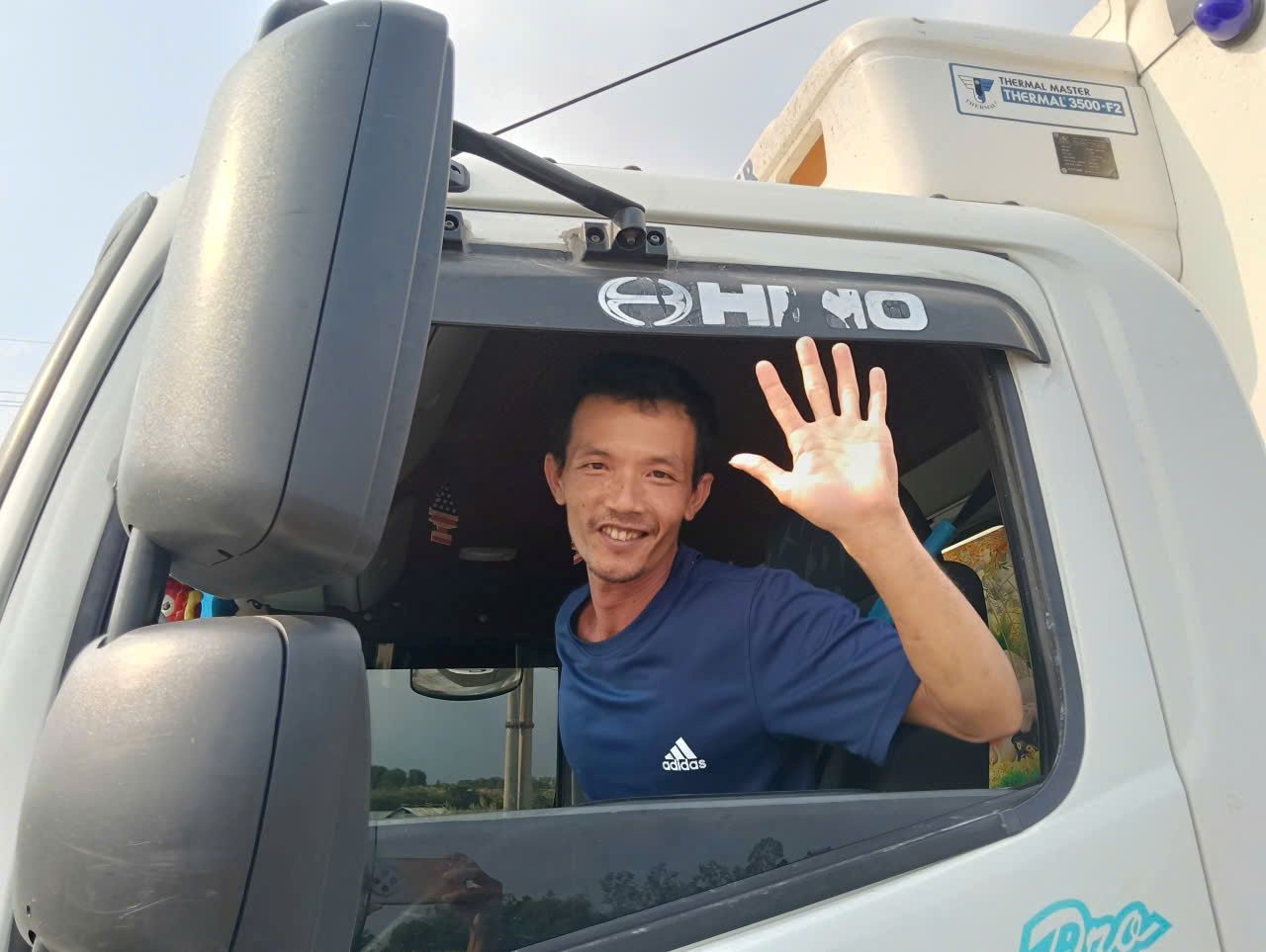 Anh Tran Van Huynh, noi cao toc Can Tho - Ca Mau rut ngan thoi gian van chuyen rat nhieu. Anh: Nhat Ho.