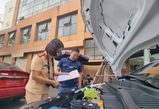 Ban soạn thảo Bộ Công an giữ nguyên đề xuất về thời gian kiểm tra chất lượng sát hạch viên. Ảnh: H.Lam