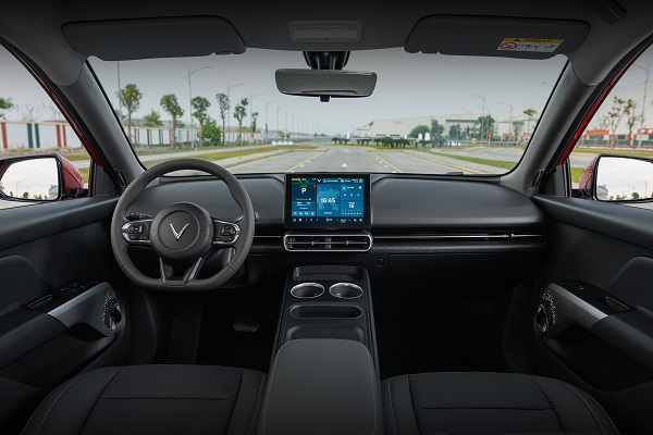  Noi that xe. Anh: VinFast