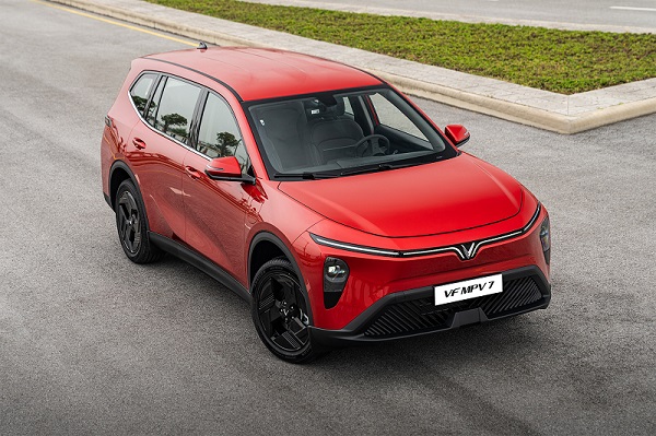 VinFast officially announces 7-seater electric car model for families before the Lunar New Year. Photo: VinFast