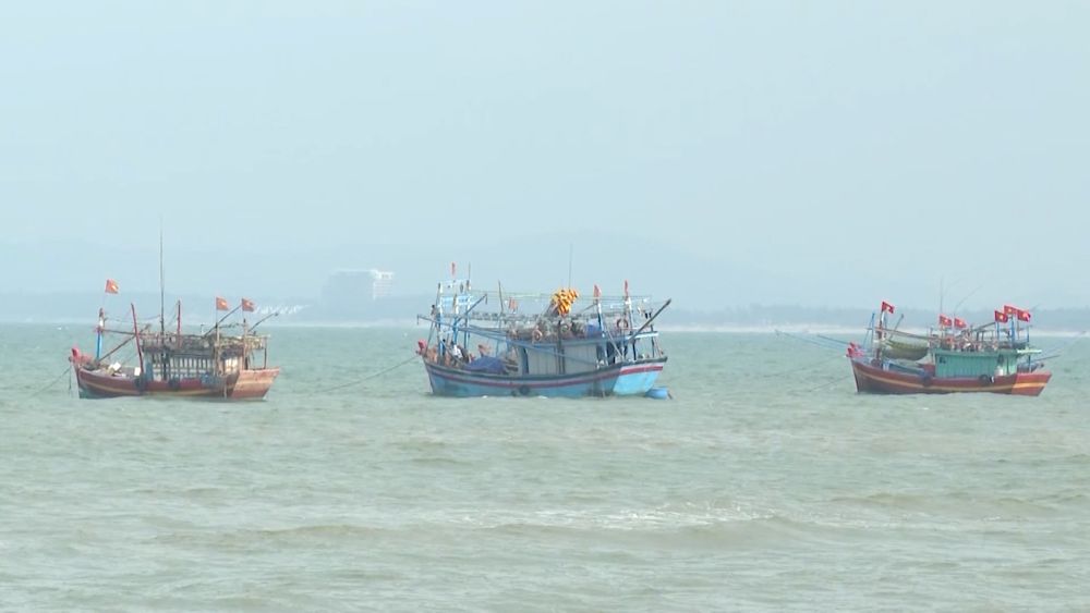꽝찌의 많은 어민들이 바다를 떠난 후 새로운 생계를 찾기 위해 어려움을 겪고 있습니다. 사진: 탄쭝