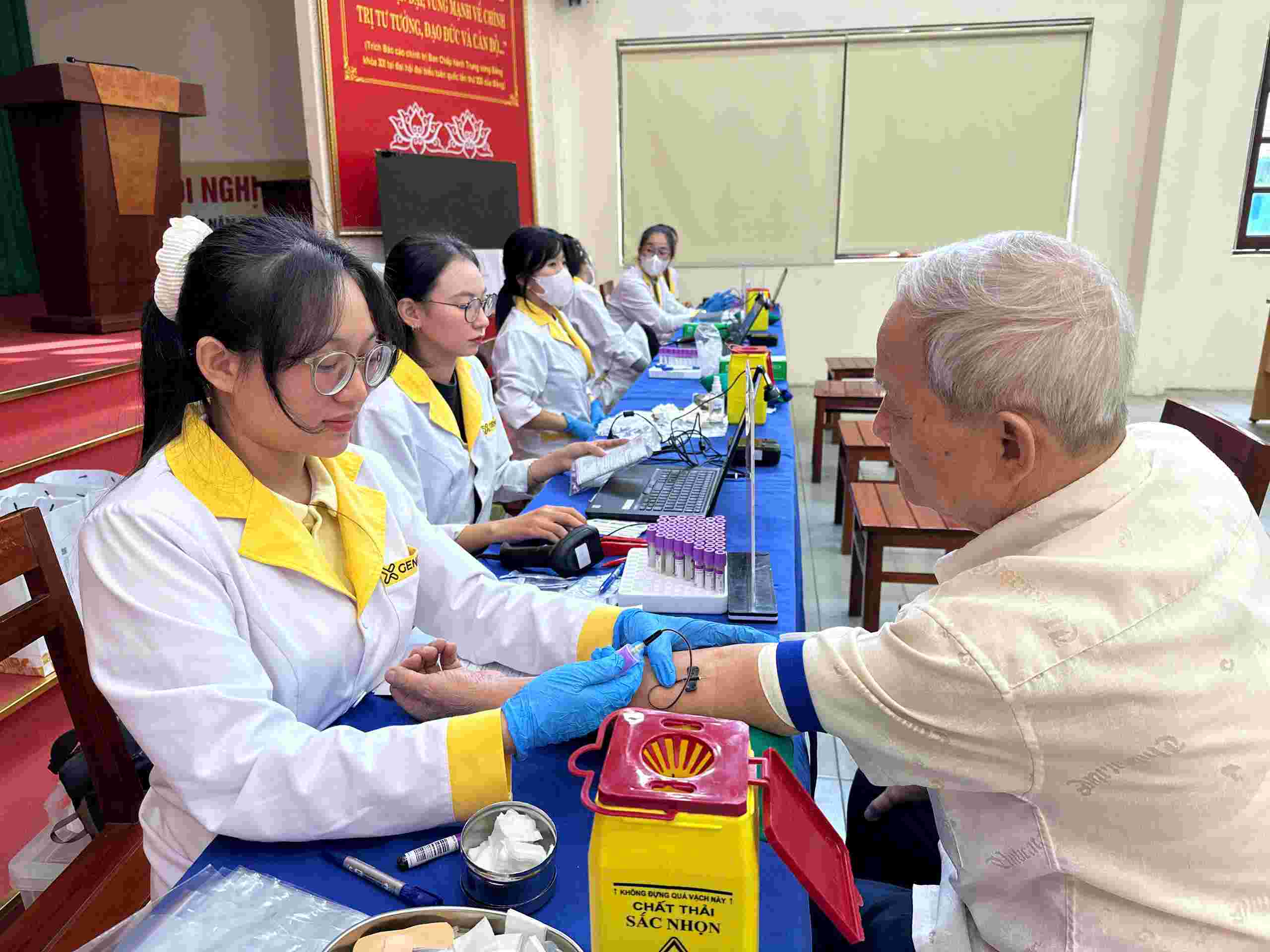 DNA testing of relatives to identify martyrs in Ho Chi Minh City