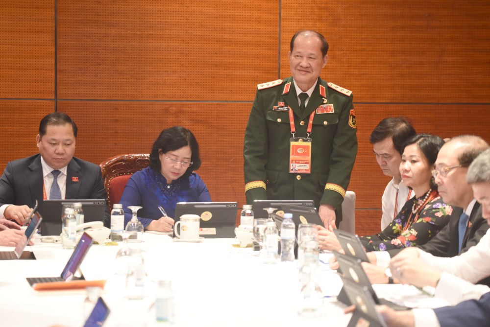 Thuong tuong Be Xuan Truong - Pho Chu tich Uy ban Trung uong Mat tran To quoc Viet Nam, Chu tich Trung uong Hoi Cuu chien binh Viet Nam. Anh: Tran Vuong