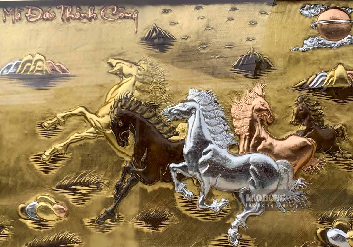 Hinh anh ngua the hien y nghia “ma dao thanh cong“. Anh: Luong Ha