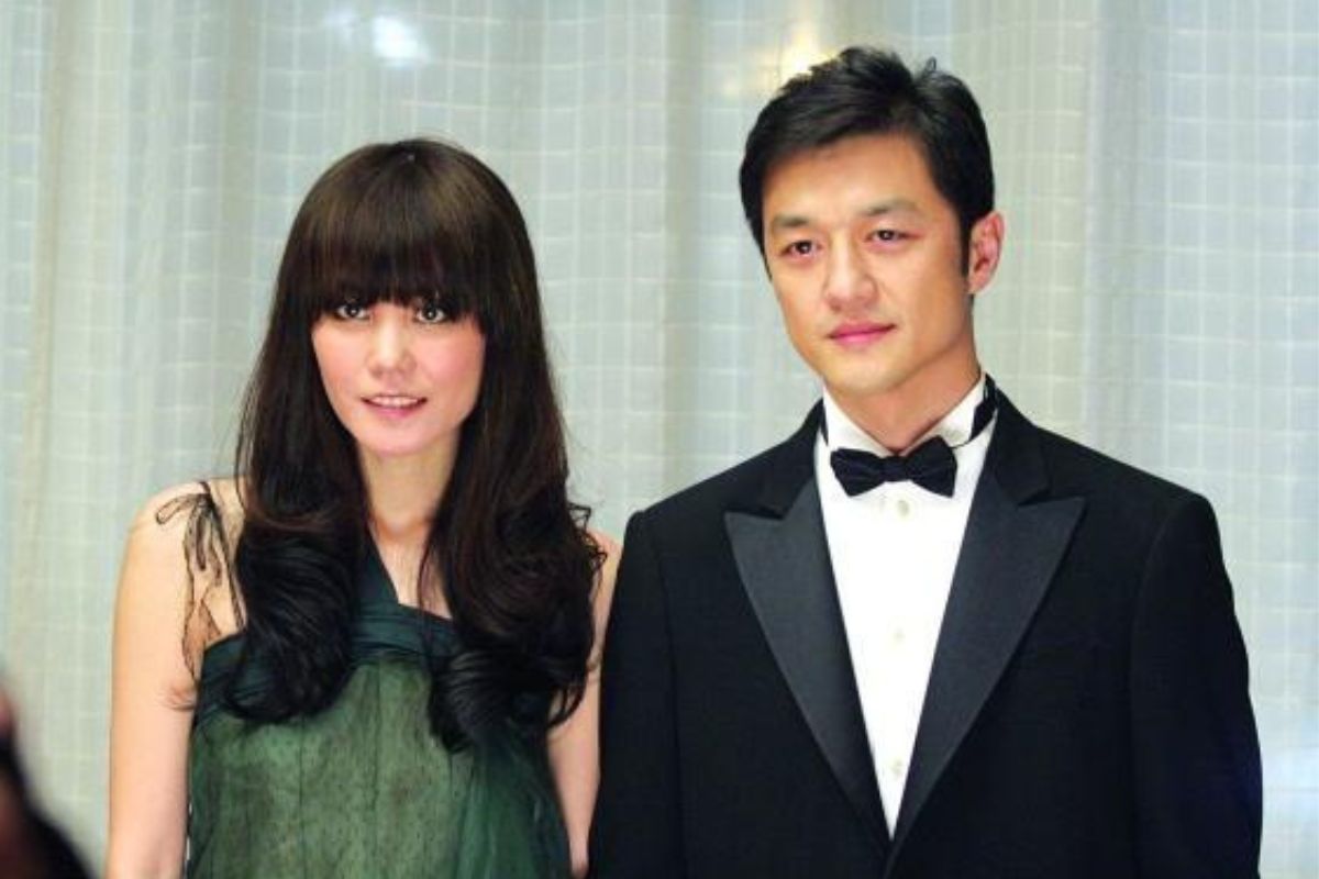 Vuong Phi va Ly A Bang dong sang lap Quy Thien than Yen Nhien va benh vien cung ten. Anh: Xinhua