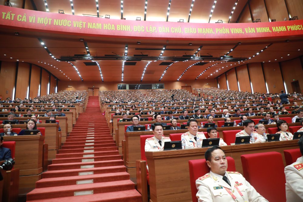 Cac dai bieu du Dai hoi nghe thao luan tai Hoi truong ve cac van kien Dai hoi XIV cua Dang. Anh: Tran Vuong