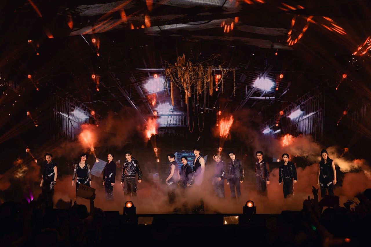 Contestants from the Newcomer program are shaped in a professional style. Photo: Yeah1.