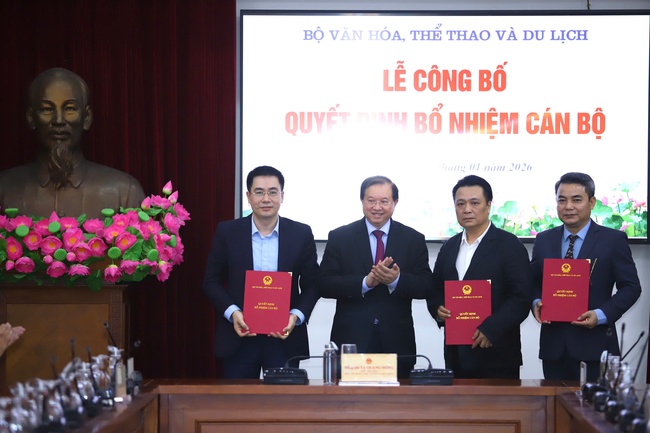 Bo VHTTDL cong bo cac quyet dinh bo nhiem can bo. Anh: Viet Hung/Cong TTDT BVHTTDL