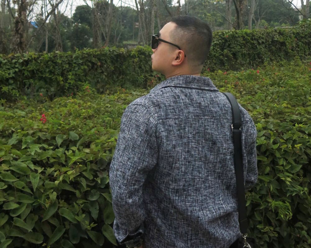 Gray-gray jackets that are quite easy to coordinate are one of the reasons men need to buy. Photo: Tuan Dat