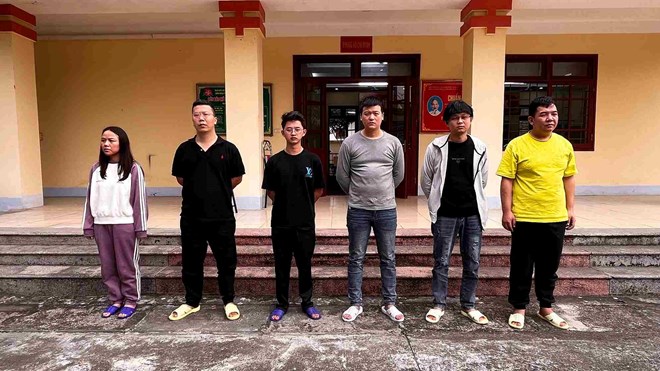 Khởi tố vụ án đưa, đón người nước ngoài xuất nhập cảnh trái phép