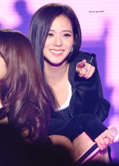 Jisoo duoc khen ngoi vi giu phong do nhan sac on dinh. Anh Twitter 