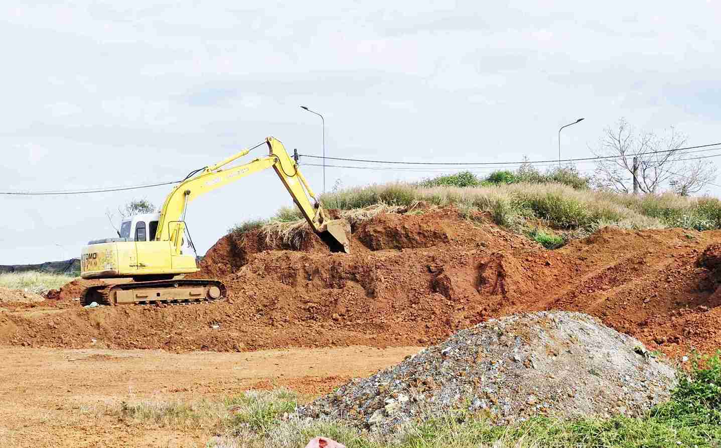 Viec thu hoi dat doi du duoc ap dung theo cac quy dinh cua Luat Dia chat va Khoang san nam 2024. Anh: Phuc Khanh 