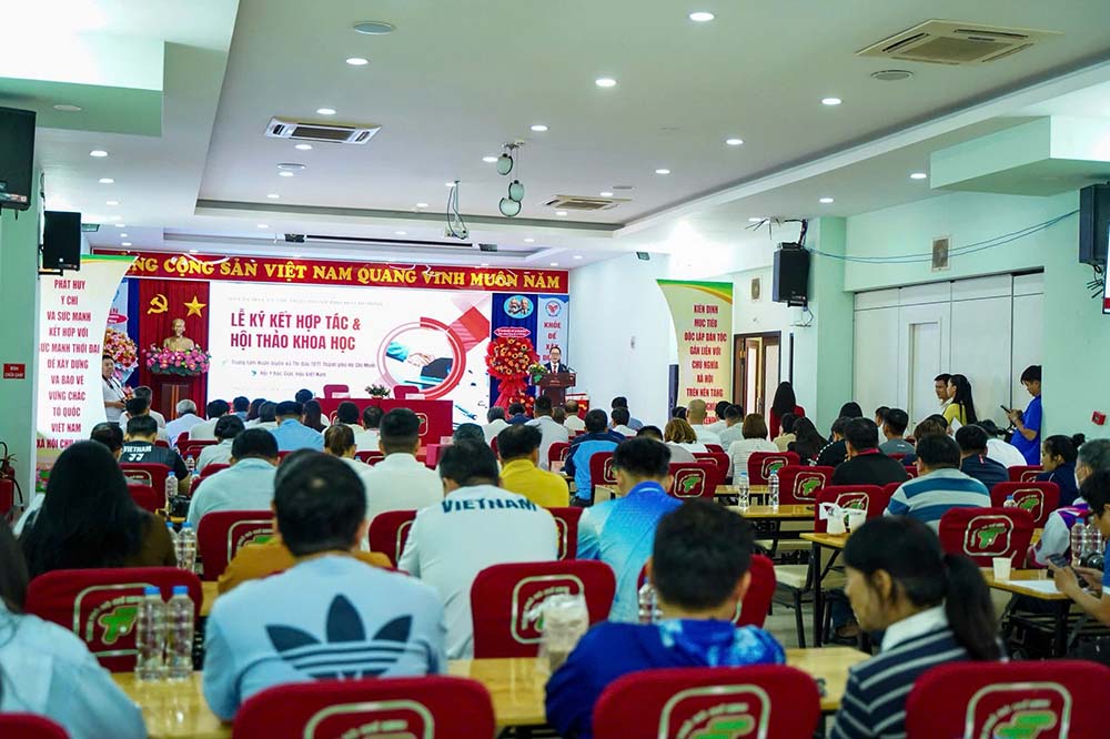 Toan canh buoi le. Anh: So VHTT TPHCM