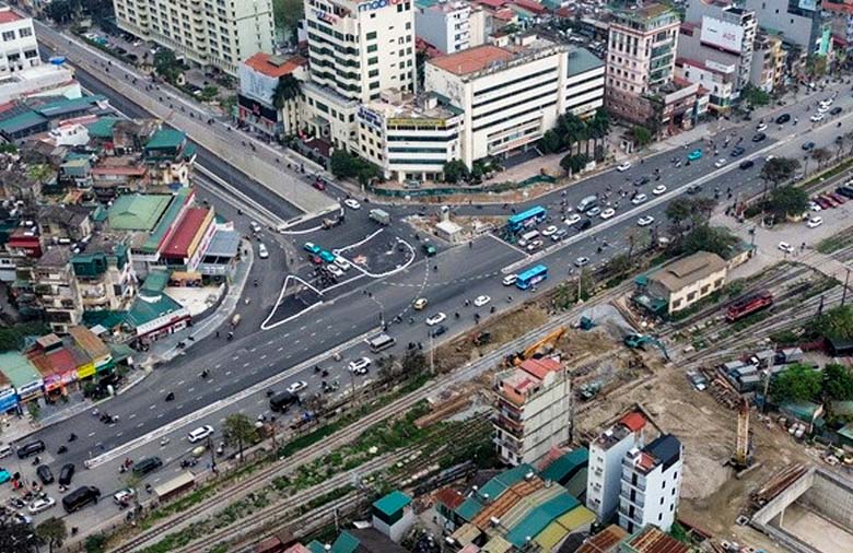 Le tunnel souterrain Kim Dong - Giai Phong accelere pour atteindre la ligne d'arrivee avant le Tet Nguyen Dan
