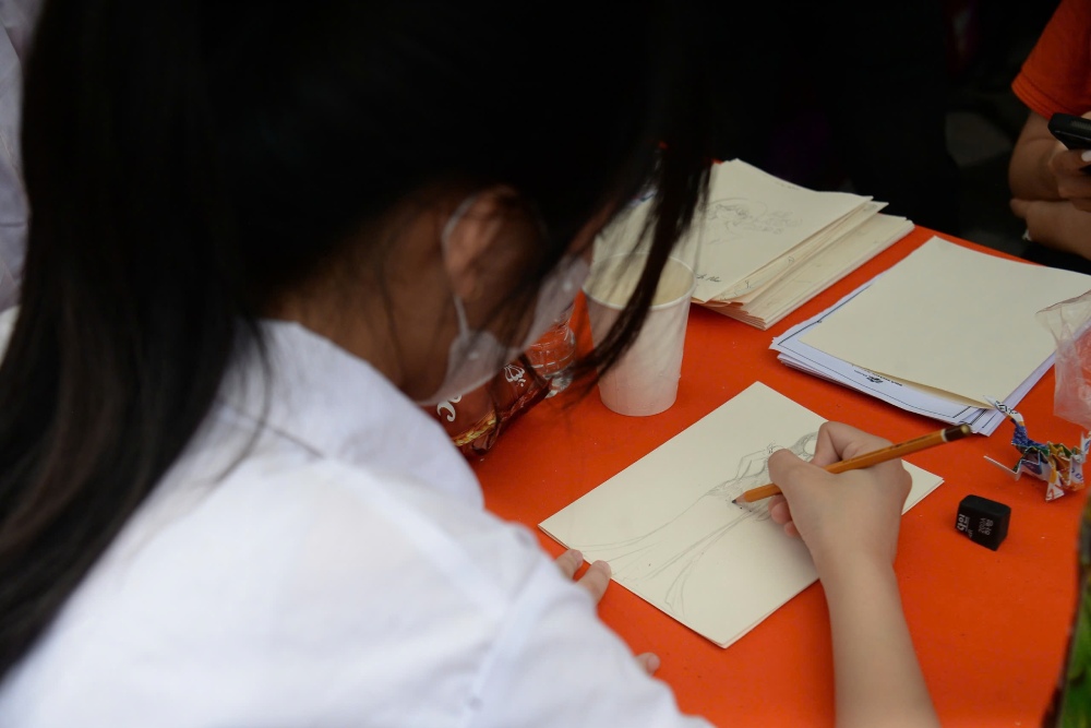 Regulations on accounts on the Electronic Labor Contract Platform based on Article 12 of Decree 337. Photo: Quynh Chi