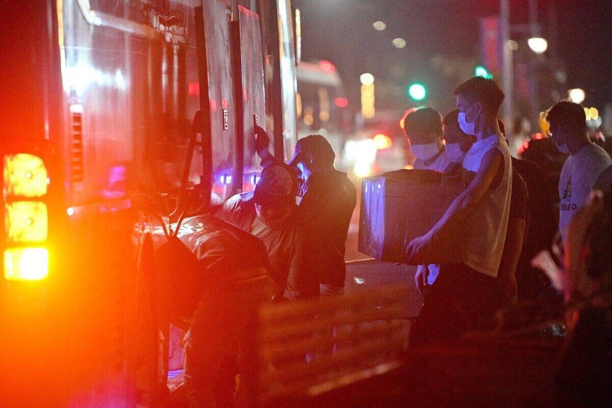 Many people leave scam dens in Cambodia on January 14, 2026. Photo: AFP