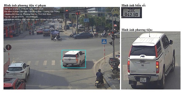 Car owner running red light fined remotely in Ninh Binh. Photo: Ninh Binh Police
